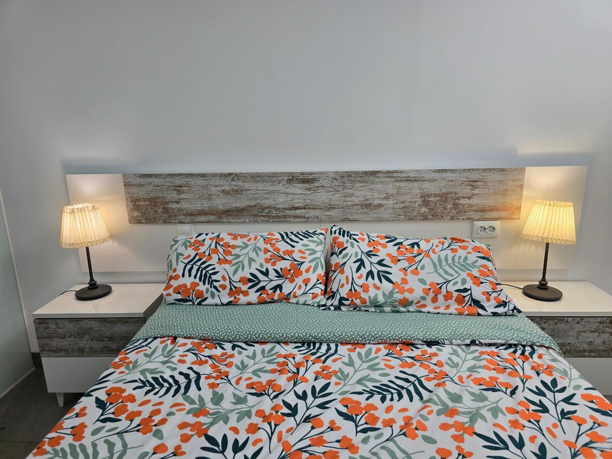 Turisticos Cuenca 3 Aparthotel Мадрид Екстериор снимка