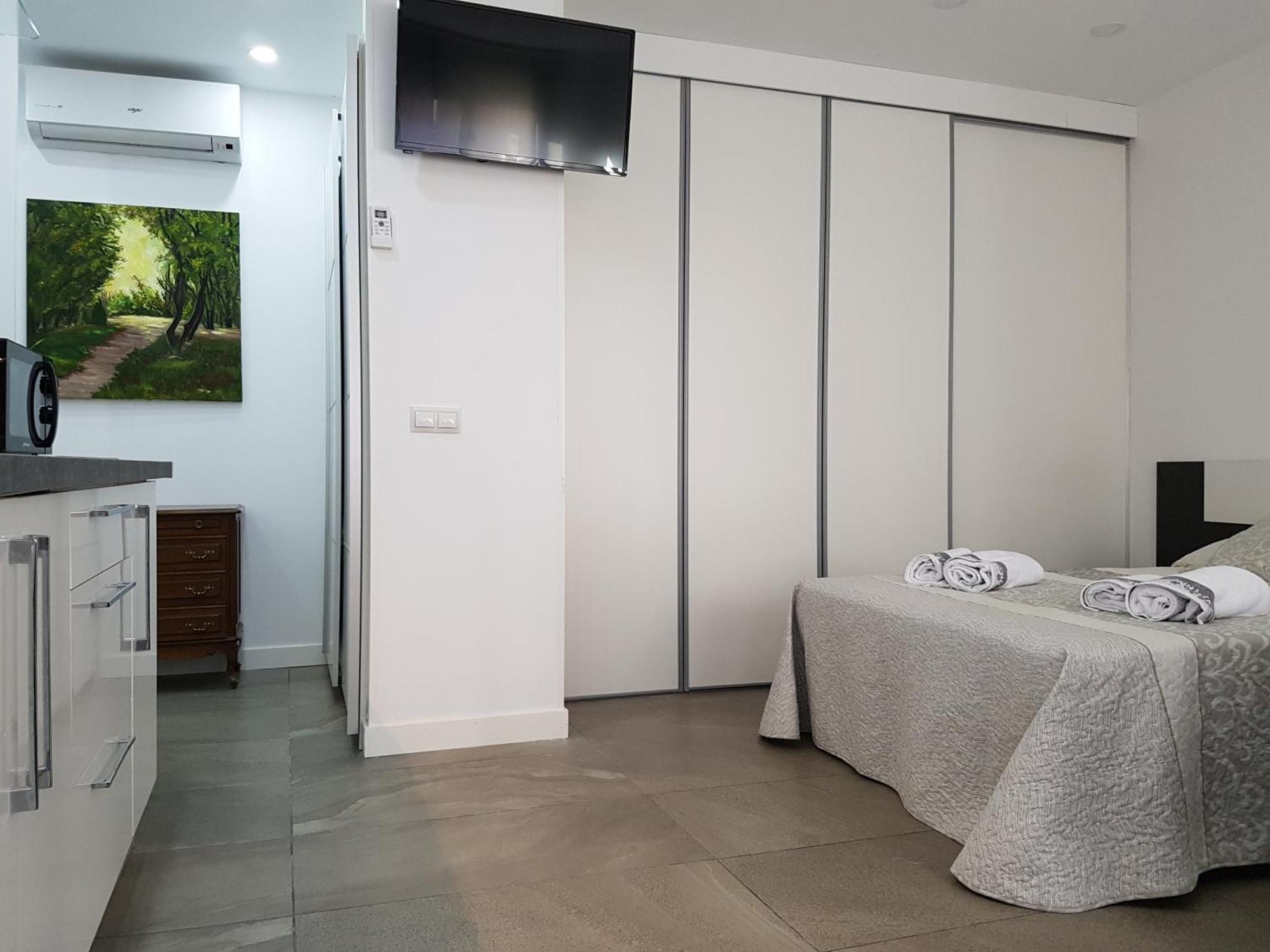 Turisticos Cuenca 3 Aparthotel Мадрид Екстериор снимка