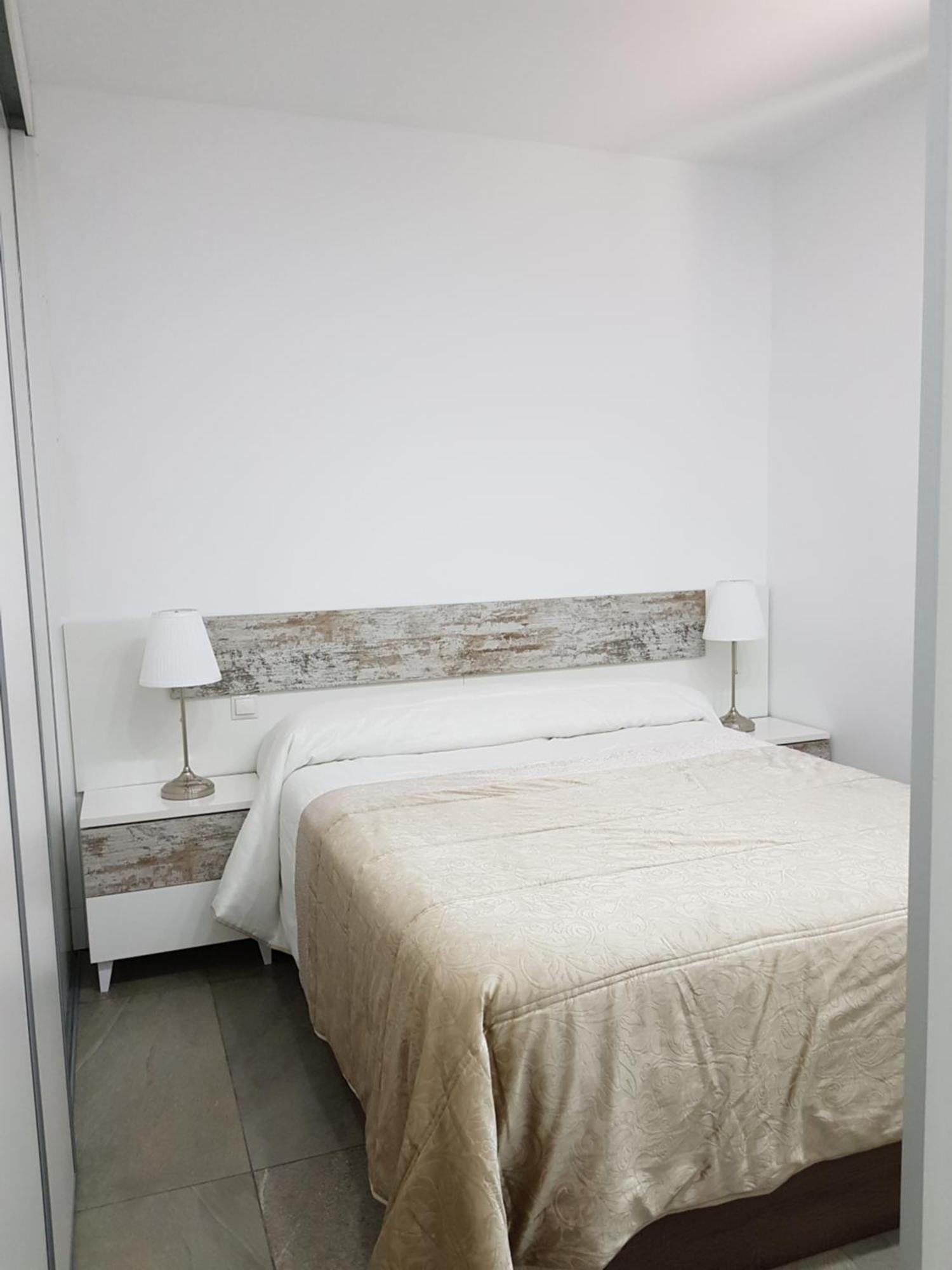 Turisticos Cuenca 3 Aparthotel Мадрид Екстериор снимка